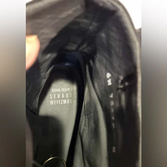 💎Price DROP....STUART WEITZMAN black Gore-tex kitten heel boots - Picture 2 of 6